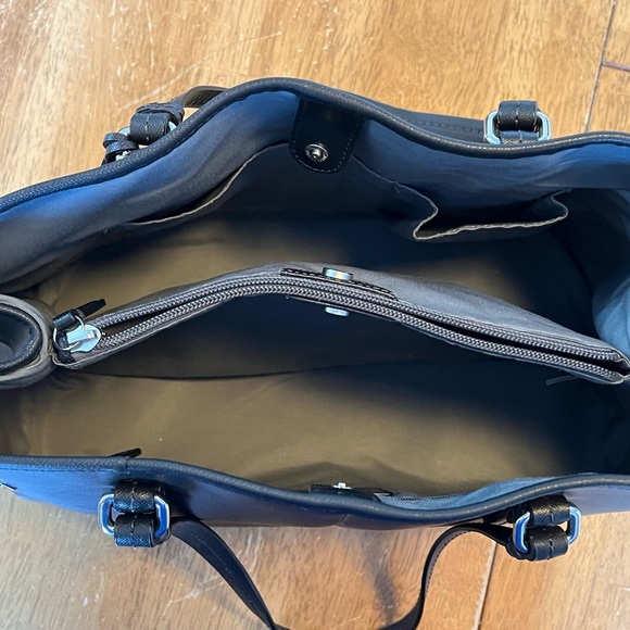 Coach Black Women's Bag - Picture 4 of 15